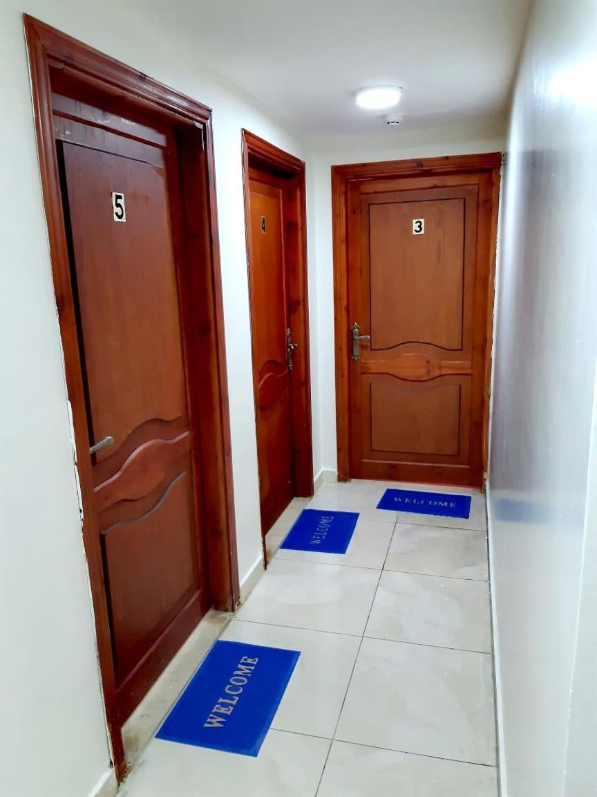 Farah Plaza Hostel &Hotel Apartments Akaba Buitenkant foto
