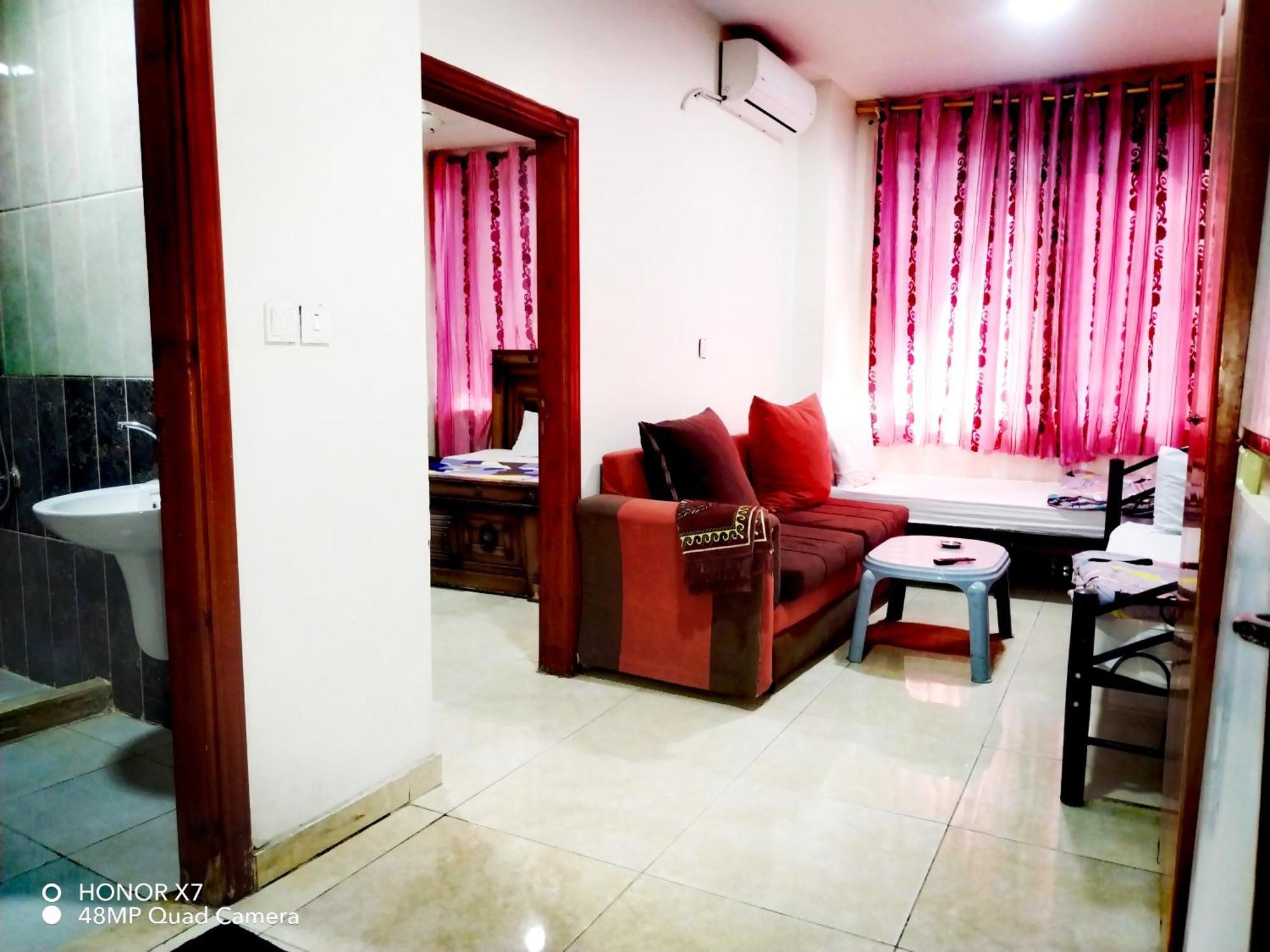 Farah Plaza Hostel &Hotel Apartments Akaba Buitenkant foto