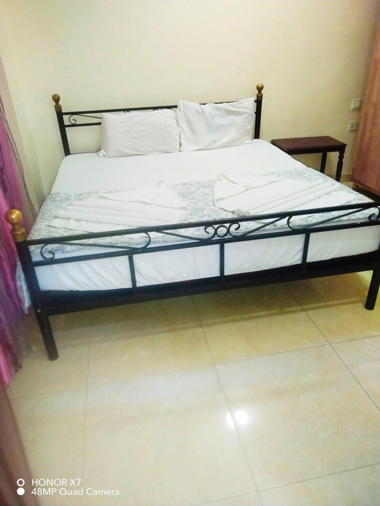 Farah Plaza Hostel &Hotel Apartments Akaba Buitenkant foto