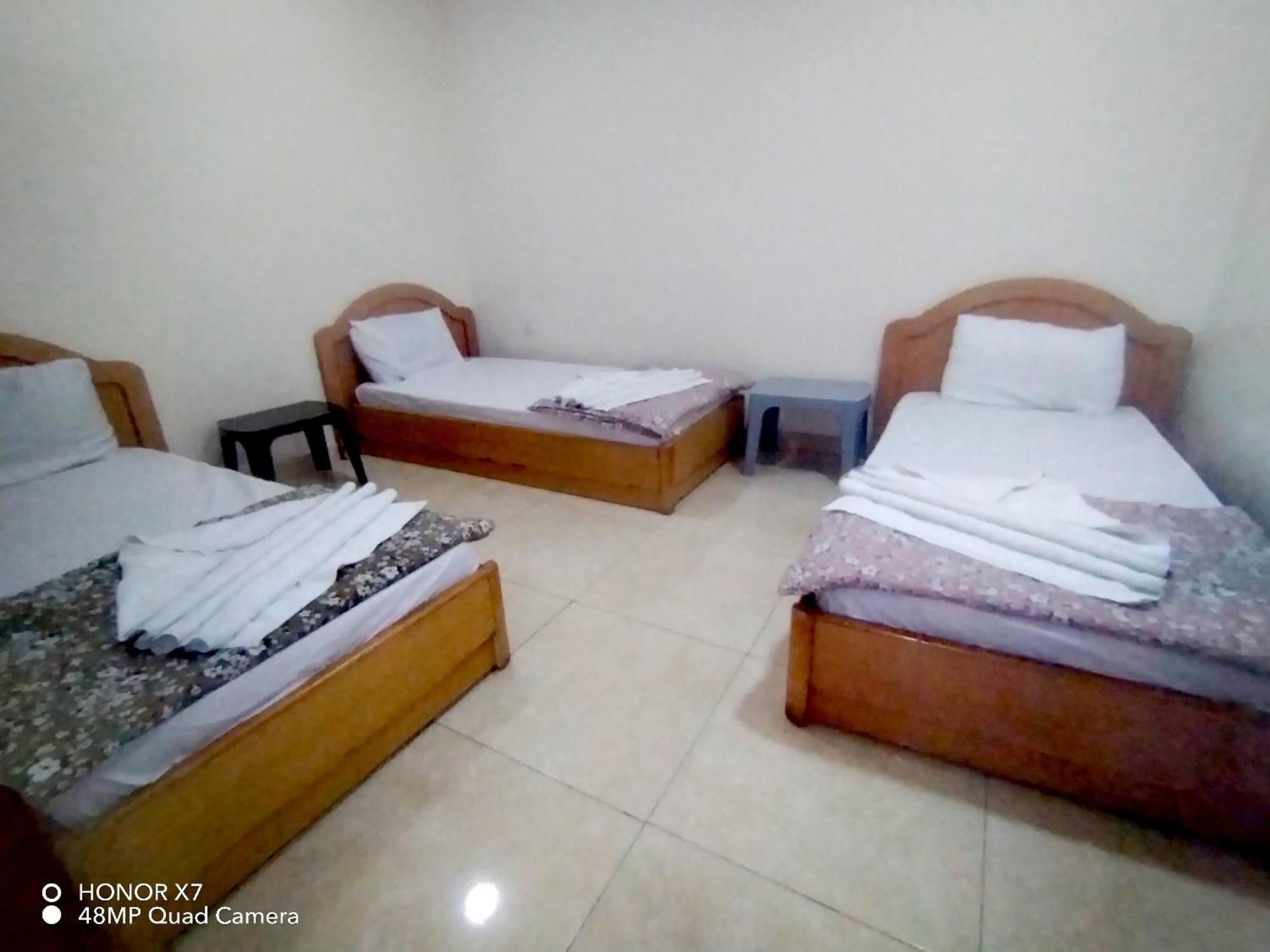 Farah Plaza Hostel &Hotel Apartments Akaba Buitenkant foto