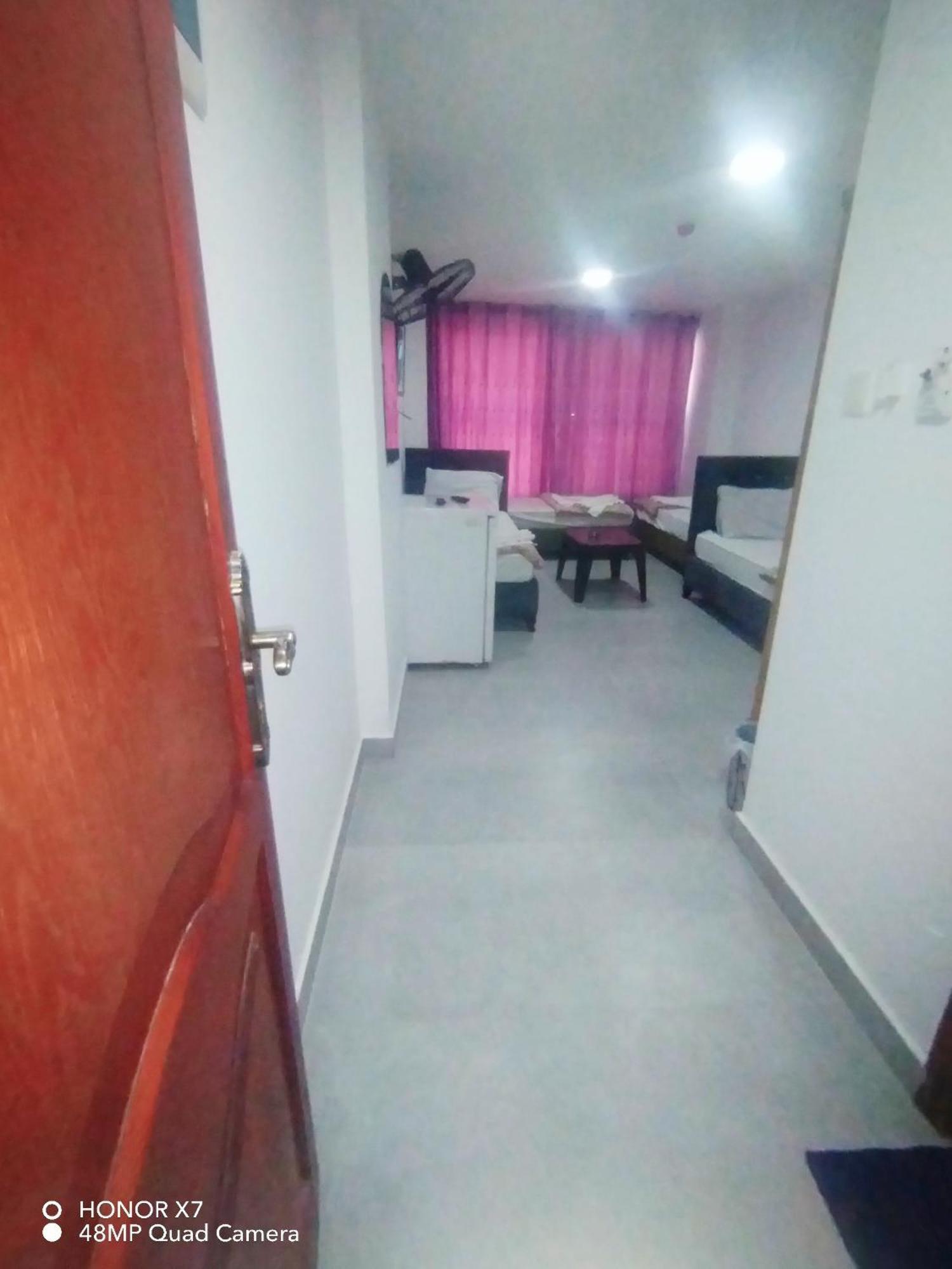 Farah Plaza Hostel &Hotel Apartments Akaba Buitenkant foto